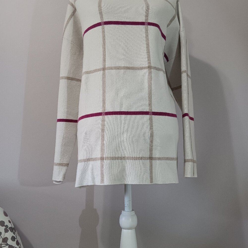 Tahari plaid sweater